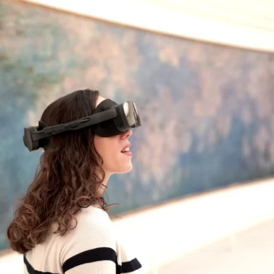 ClaudeMonet_Lobsessiondesnympheas©UnframedCollection